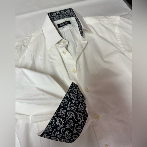 Plain White Casual Shirt With Paisley Insert - Picture 6 of 6